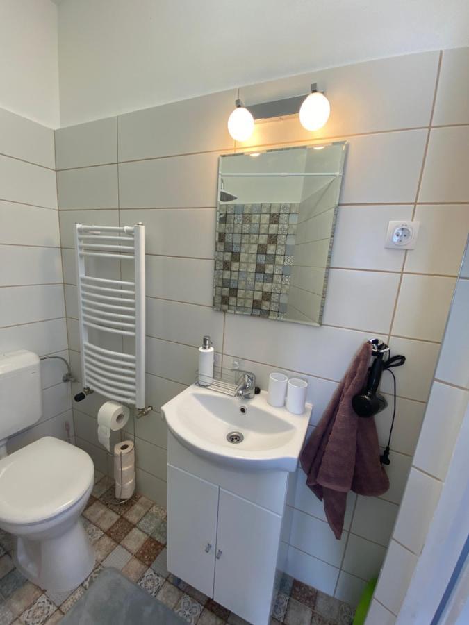 RÁD-VÁR Apartmanház Eger Esterno foto